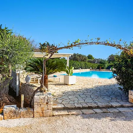 Peppe By * Carovigno